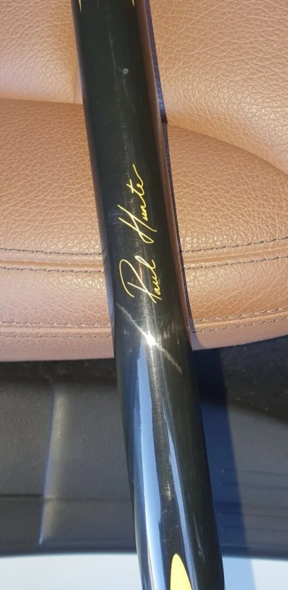 Paul hunter cue - Image 2