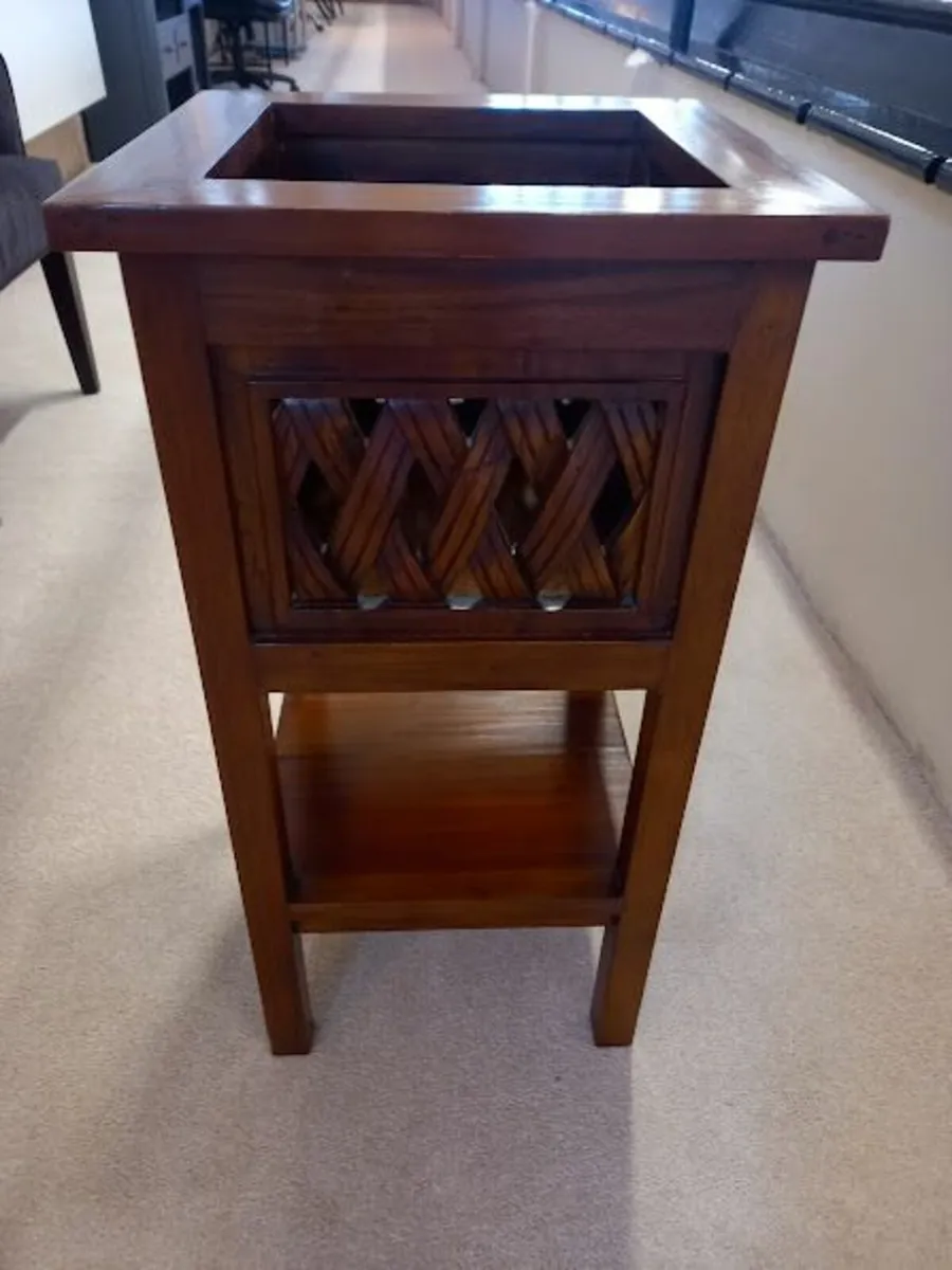 Solid Mahogany planter stand - Image 1