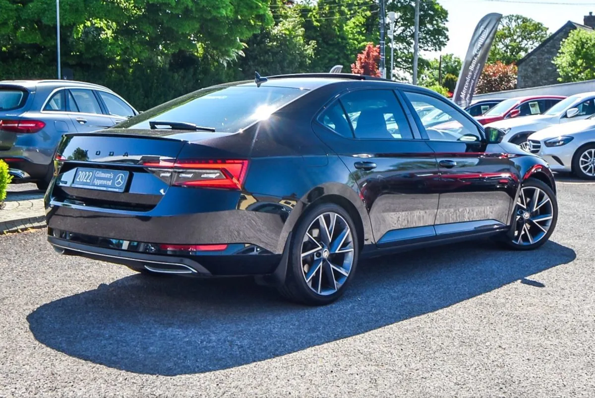 Skoda Superb Sport 2.0tdi 150HP Pan Roof - Image 3