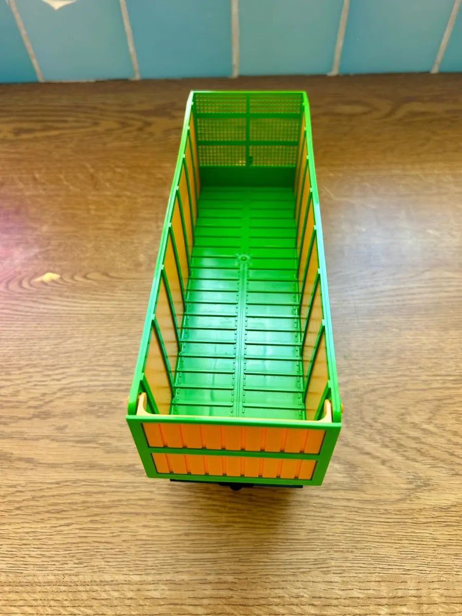 Siku Joskin Silospace model trailer - Image 4