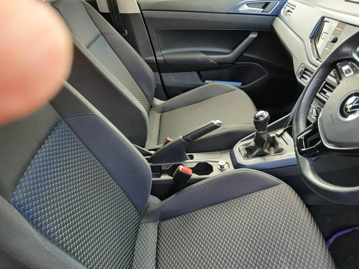 Volkswagen Polo 2021 - Image 3