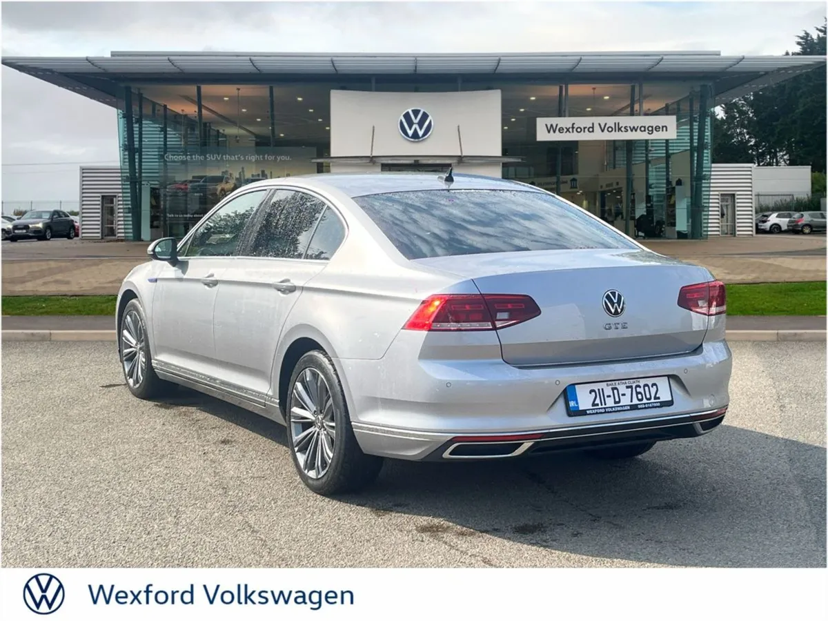 Volkswagen Passat GTE 1.4tsi Phev 218HP Auto - Image 4