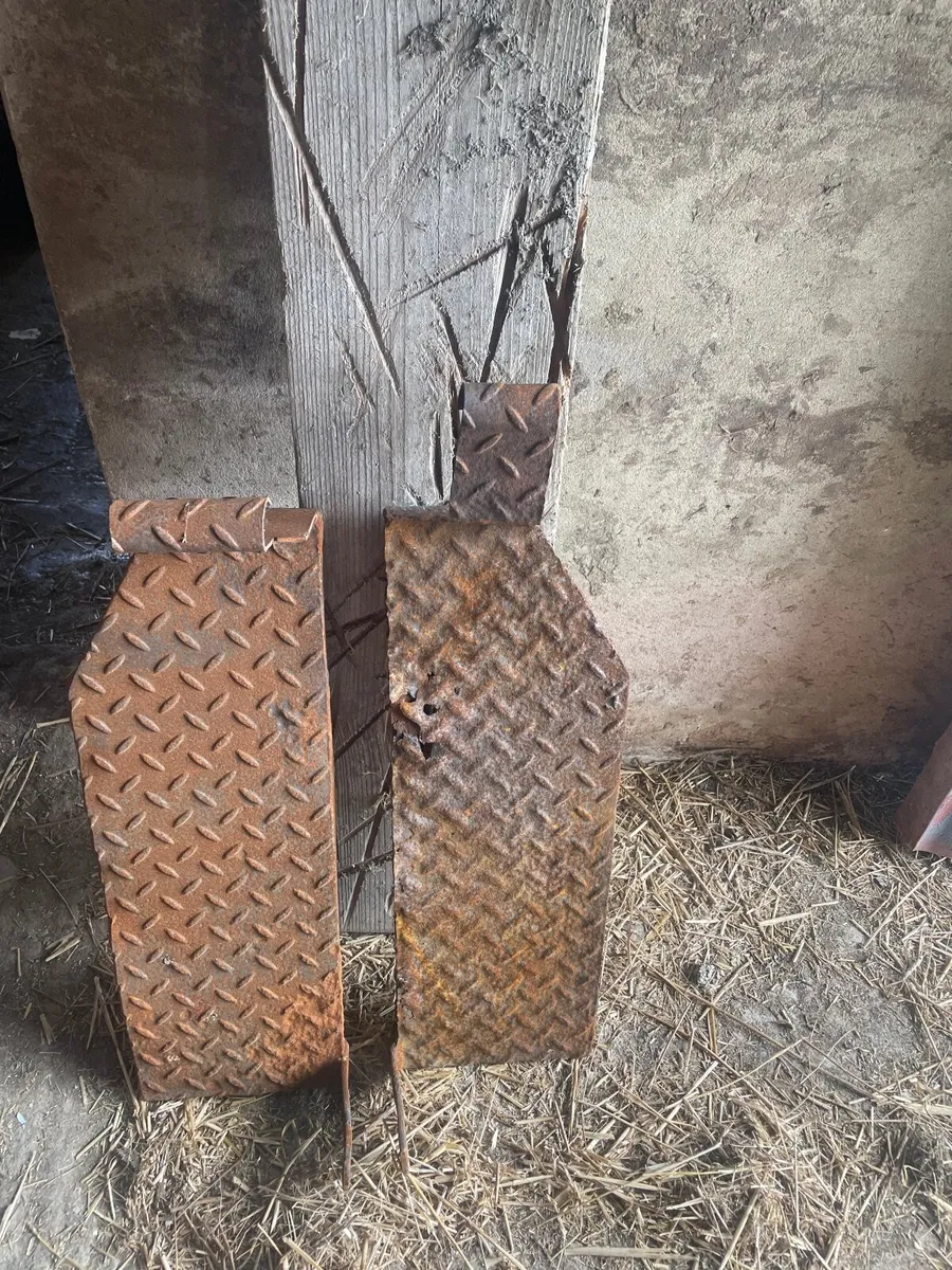 Massey Ferguson 35 Tractor items - Image 3