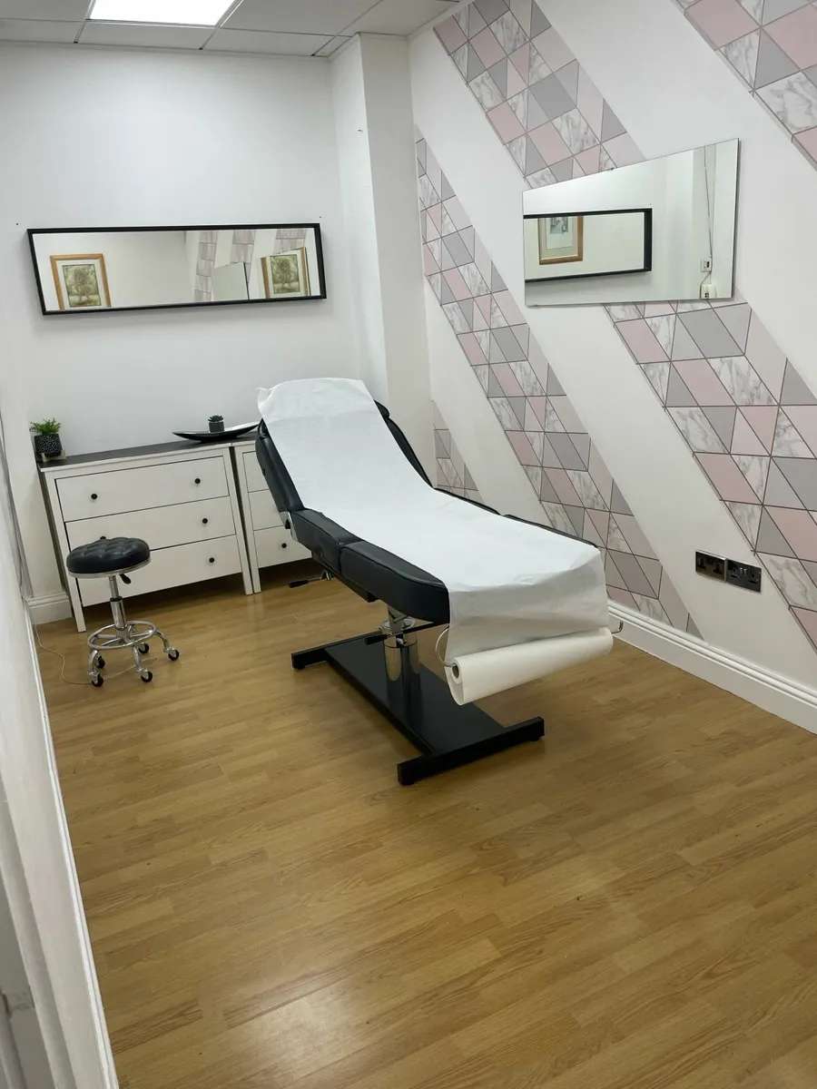 Beauty Room for Hire - Image 1
