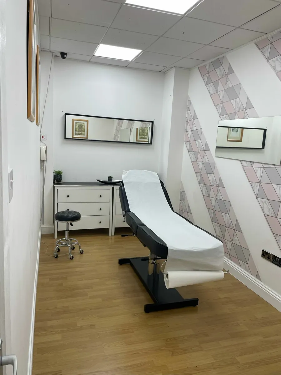 Beauty Room for Hire - Image 3