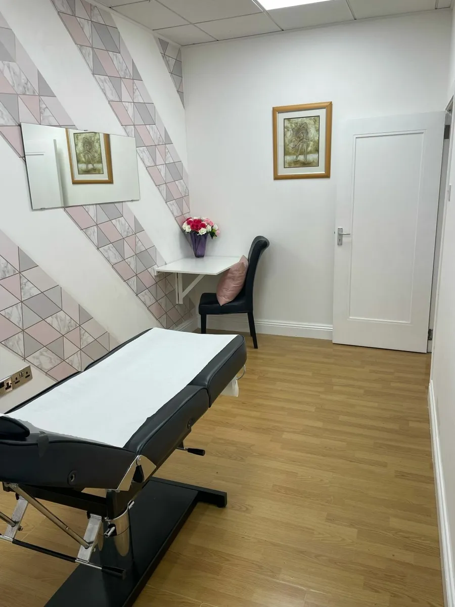 Beauty Room for Hire - Image 4