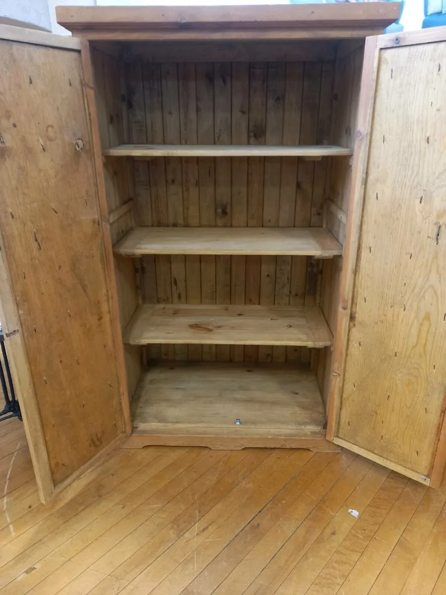 Larder unit,solid Mexican pine. - Image 3