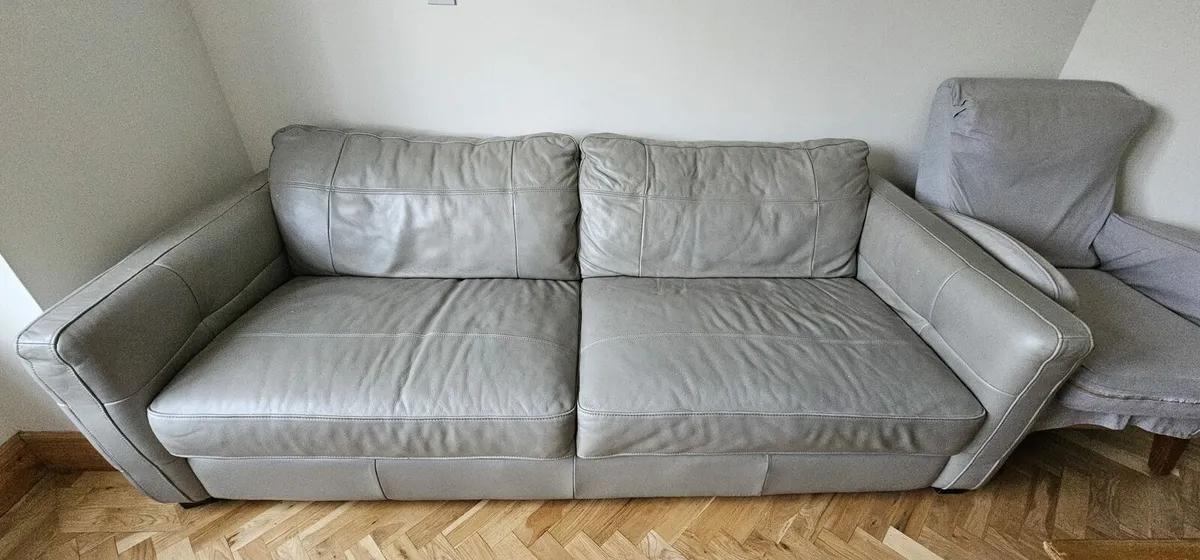 LEATHER SOFA - Image 4