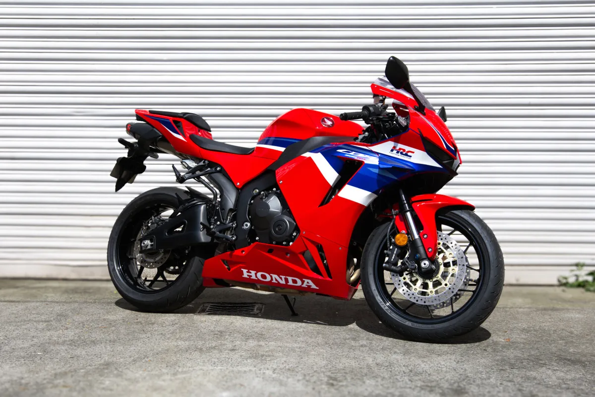 Honda CBR600RR 2024 - Image 2