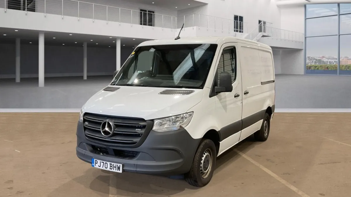 VERY RARE 2020 MERC SPRINTER 315 CDI L1H1 RWD - Image 2