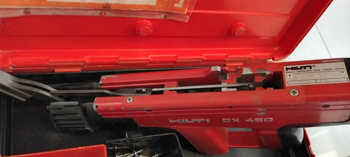 Hilti DX450 Powder Actuated Nail Gun "Serviced" - Image 3