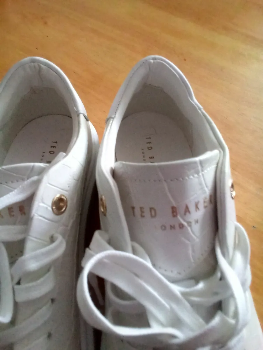 Ladies  Ted Baker trainers  never worn - Image 2