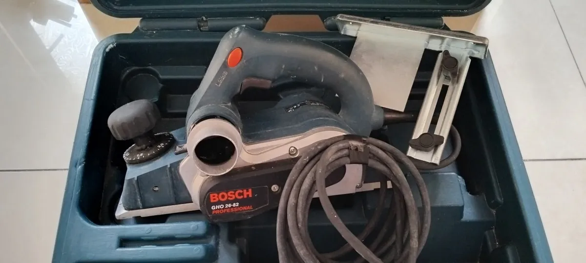 Bosch GHO 26-82 Wood Planer 110v - Image 1