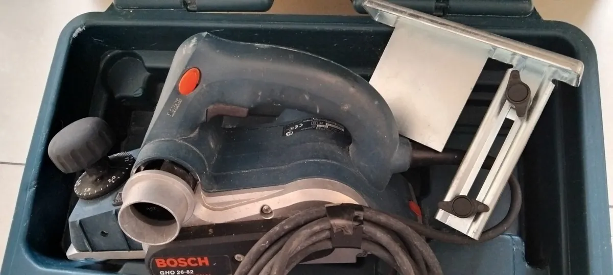Bosch GHO 26-82 Wood Planer 110v - Image 3