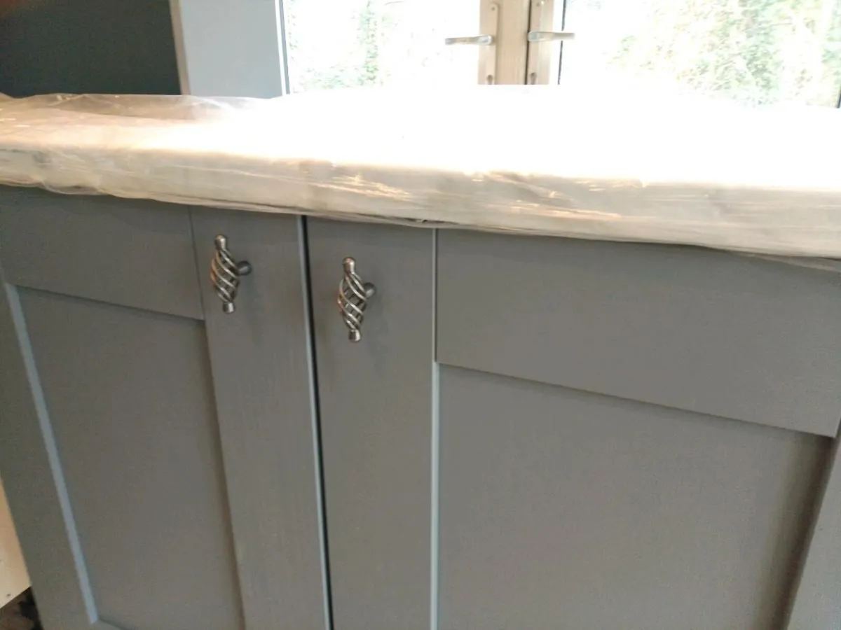 Grey kitchen units ~ NEW