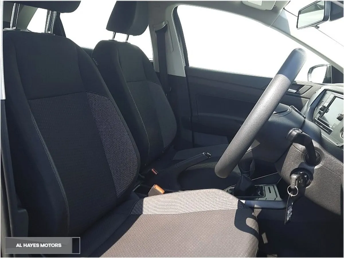 Volkswagen Polo  tiny Milage  1.0 Litre Petrol - Image 4