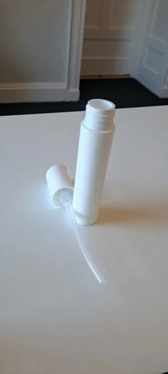 Cosmetic 50 ml bottles with pumps - Image 1