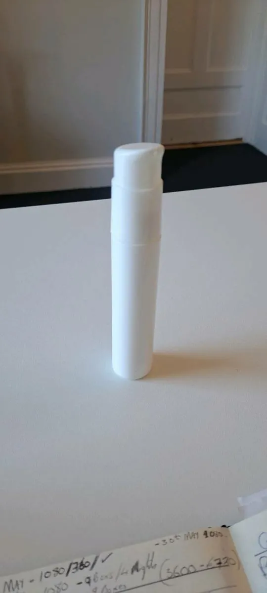 Cosmetic 50 ml bottles with pumps - Image 3