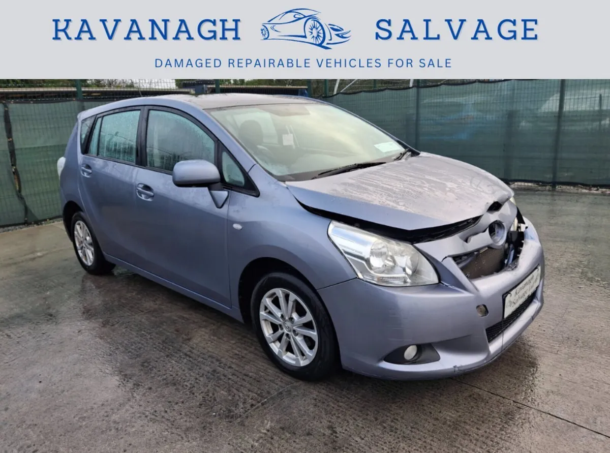 2011 Toyota Verso 7 Seater 2.0L Diesel - Image 1