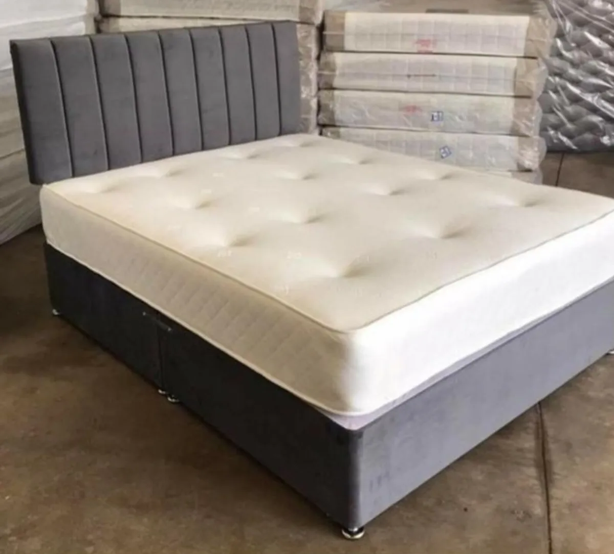 Double 4ft6 Divan Bed with Mattress included - Image 3