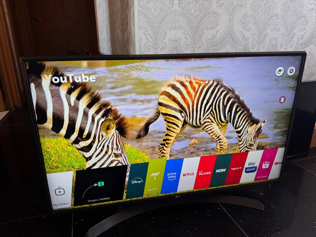 43” LG UHD 4K Smart with stand & remote like new