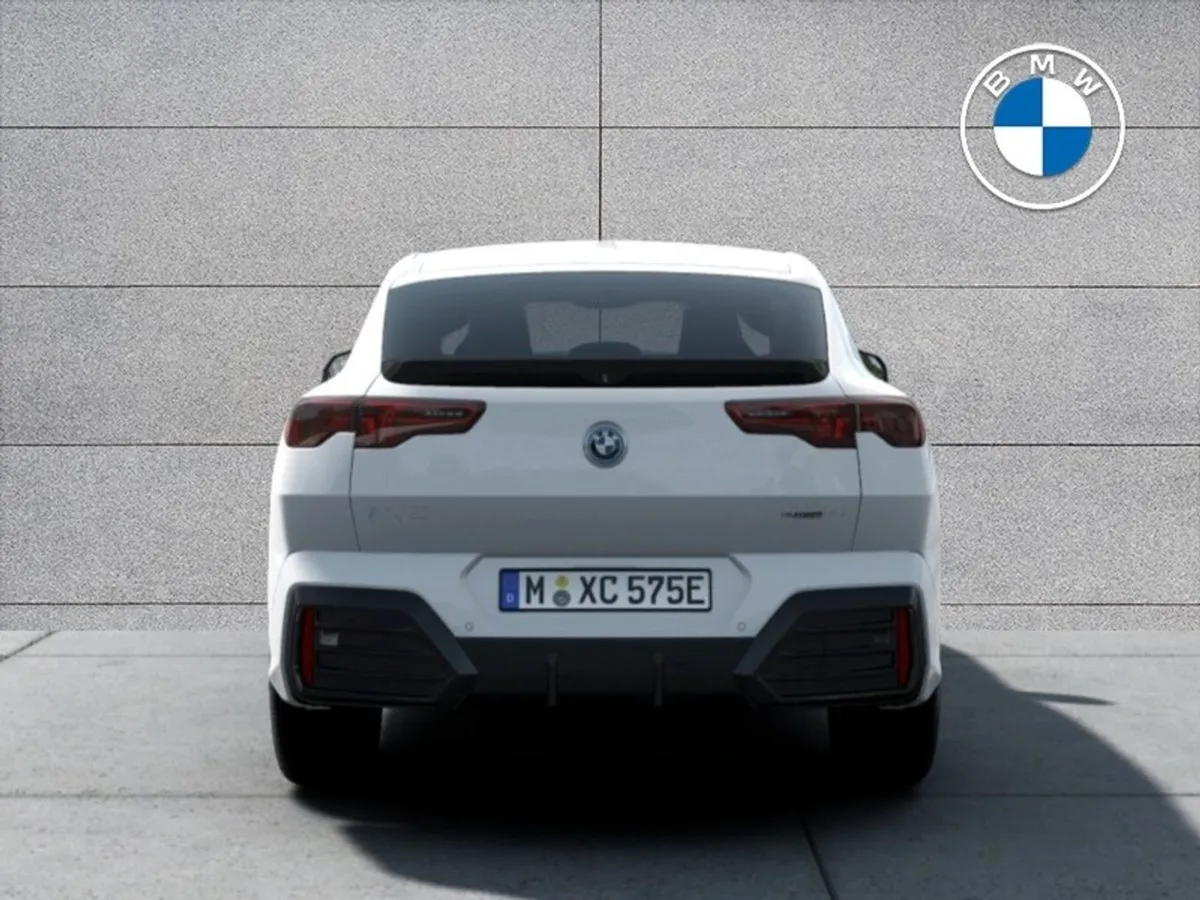 BMW iX2 Edrive20 M Sport - Image 3