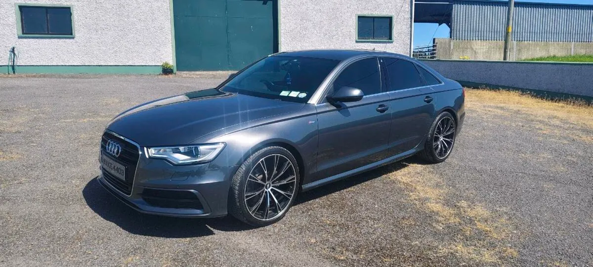 2015 Audi A6 S-Line Ultra Automatic - Image 2