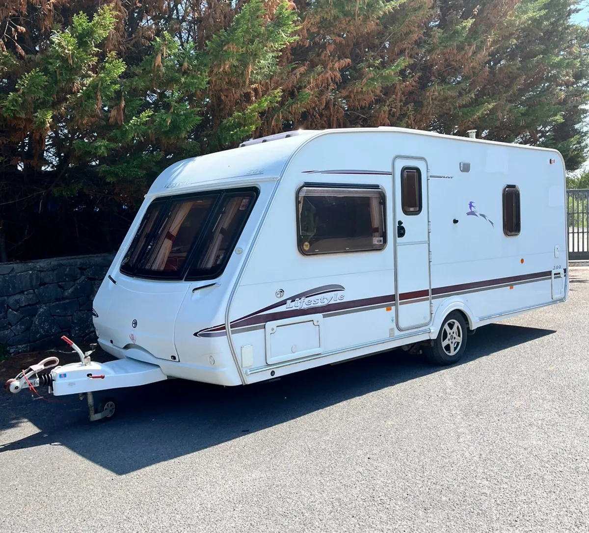 Caravan - Image 1