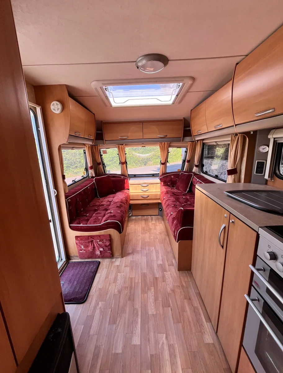 Caravan - Image 4