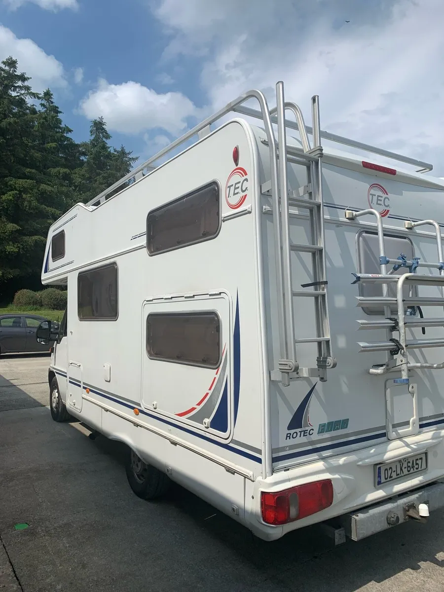 Camper van 6 berth - Image 3
