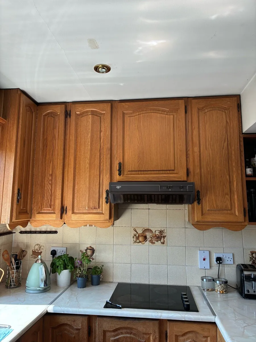 Kitchen cabinetry- Solid wood - Image 1