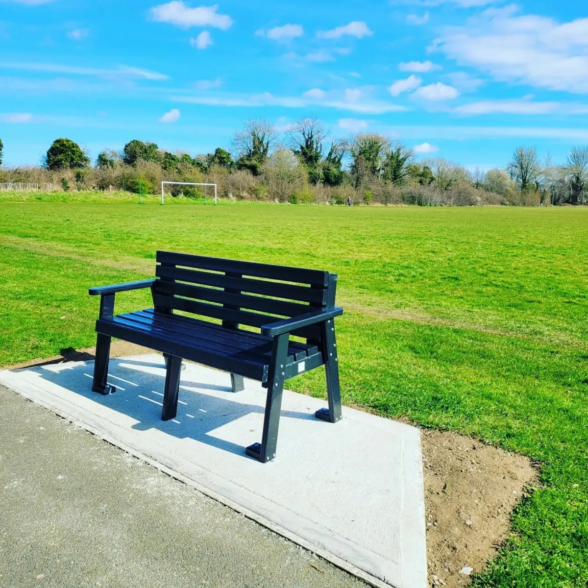 Garden furniture-Benches, Planters - Image 1