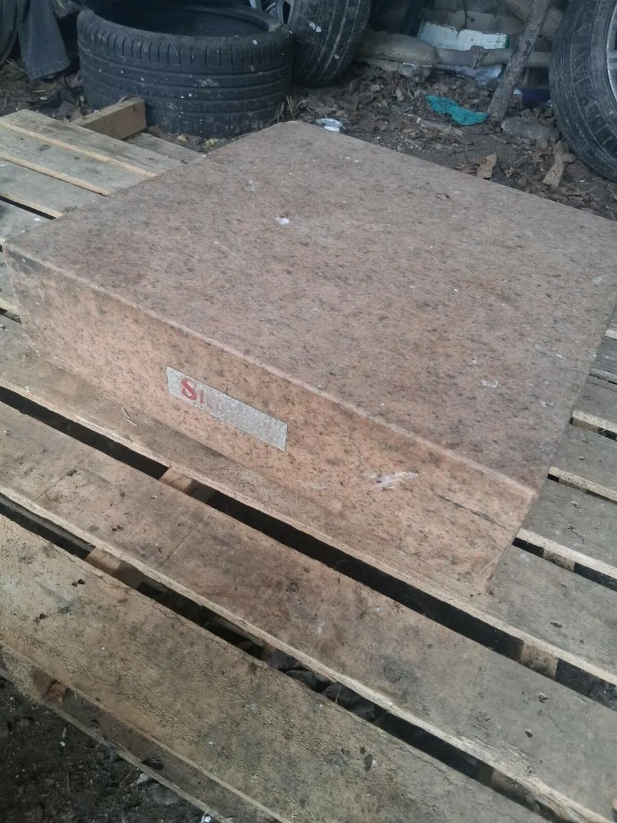 Granite surface plate
