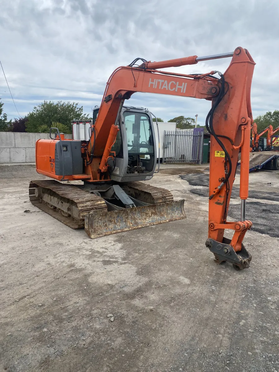 Hitachi Zaxis 70-3 - Image 2