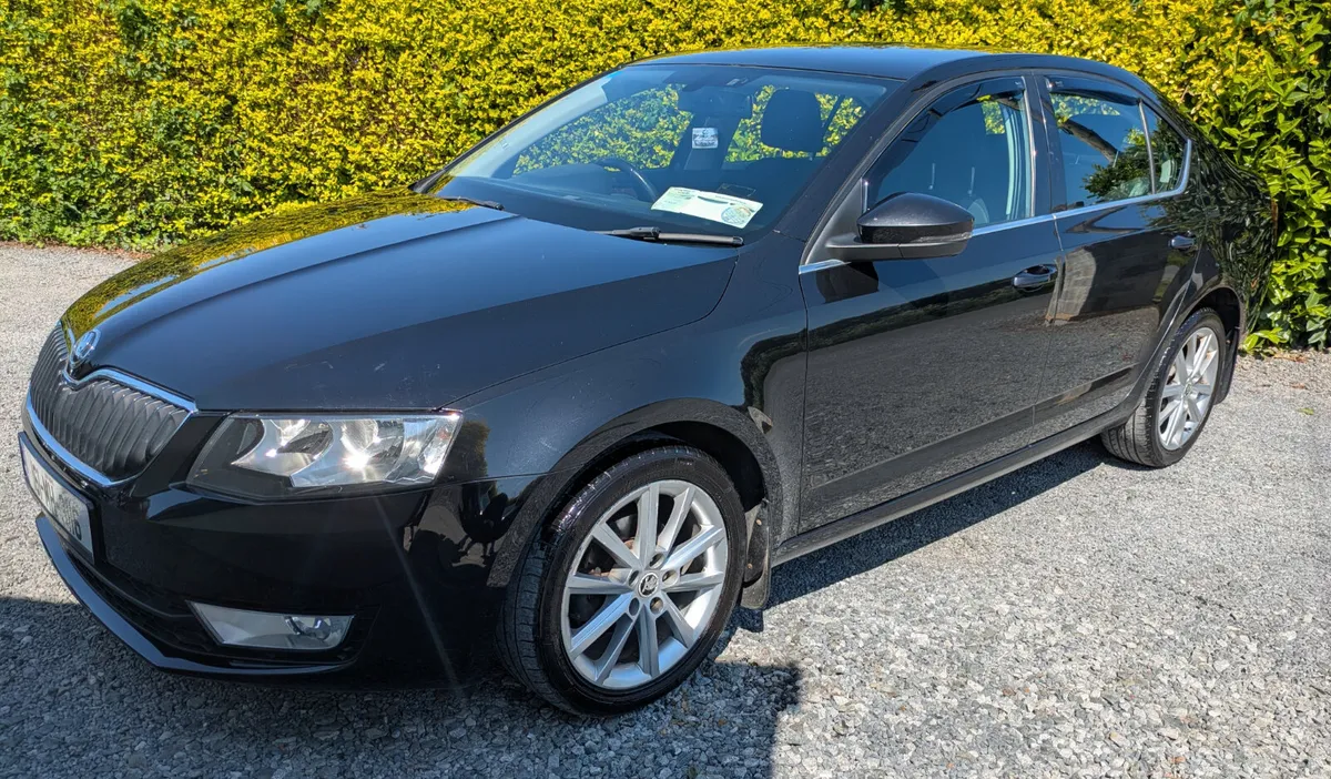 SKODA OCTAVIA 1.6 TDI 110HP/ NEW NCT &TAX - Image 4