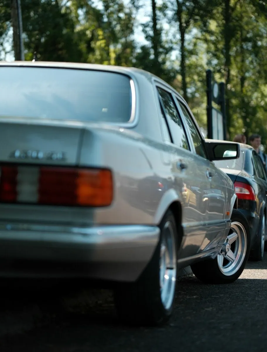 1990 W126 Mercedes 420SE S-Class - Image 3