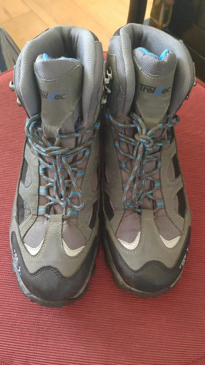 Boots Size 10 UK - Image 2