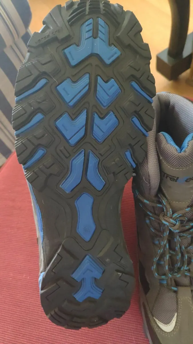 Boots Size 10 UK - Image 1