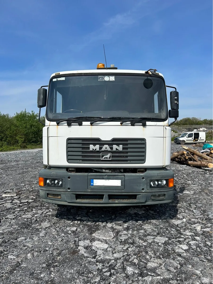 Man Crane Truck 26.285 - Image 2