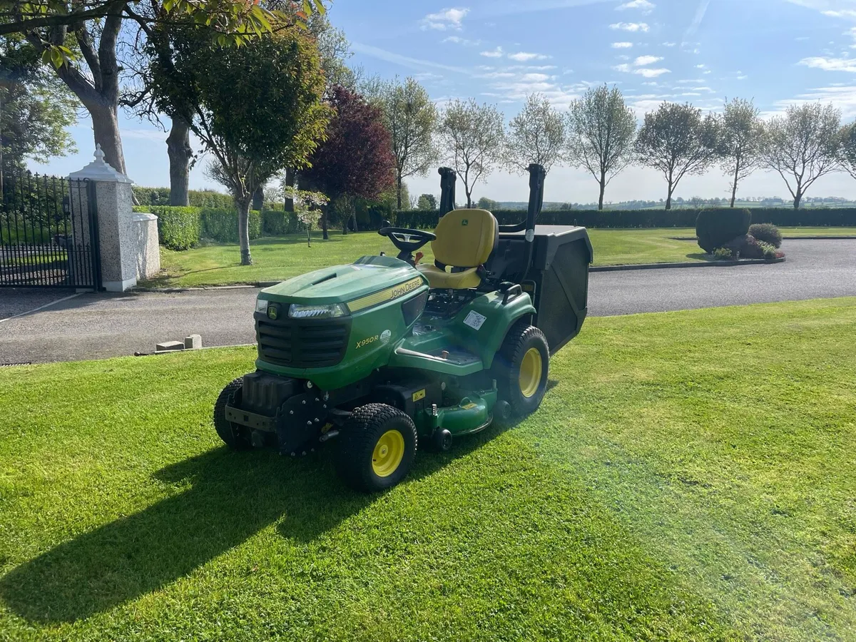 Lawn mowing service - Image 1