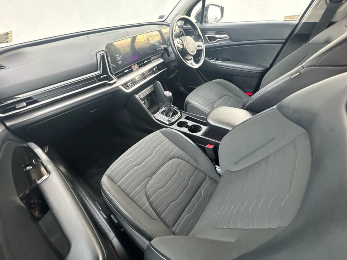 Kia Sportage K3 Diesel MHEV - Image 3