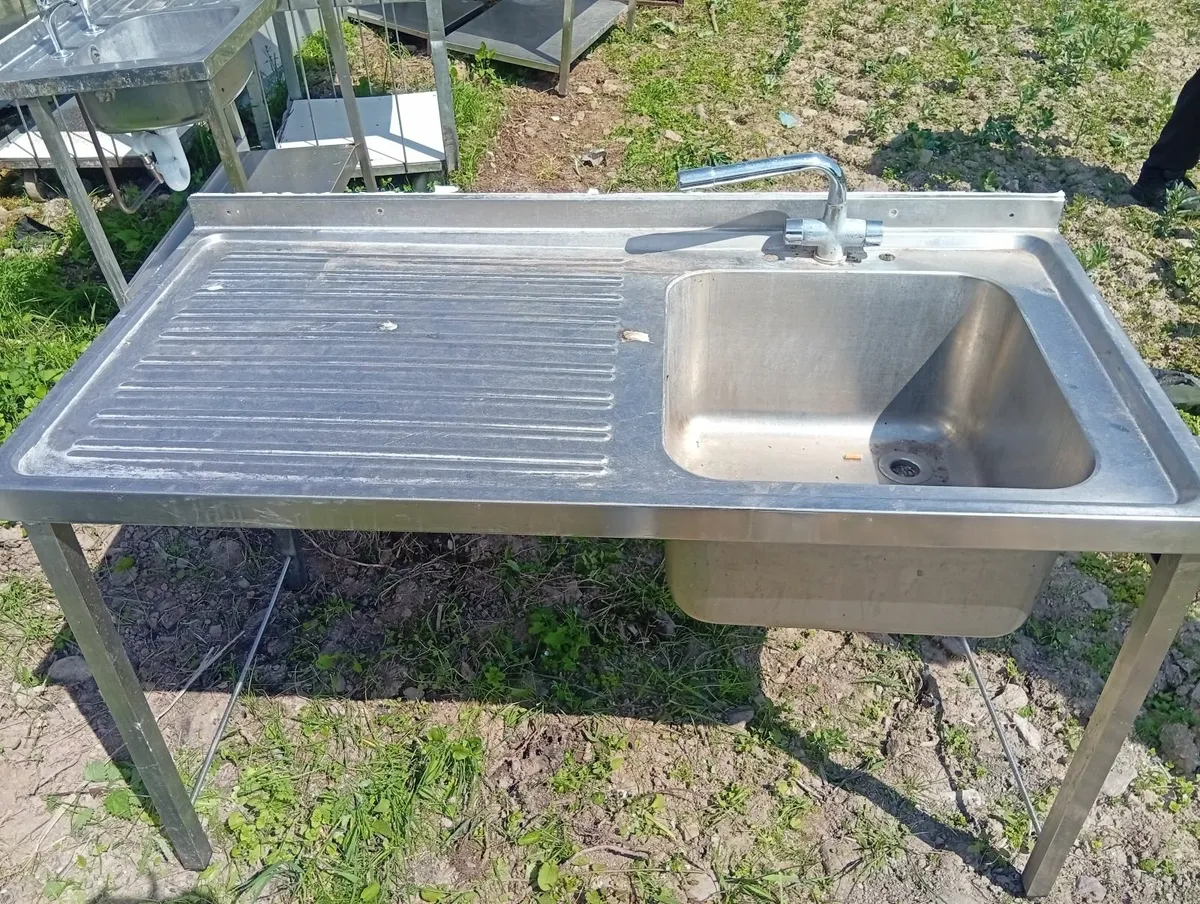 sink - Image 1