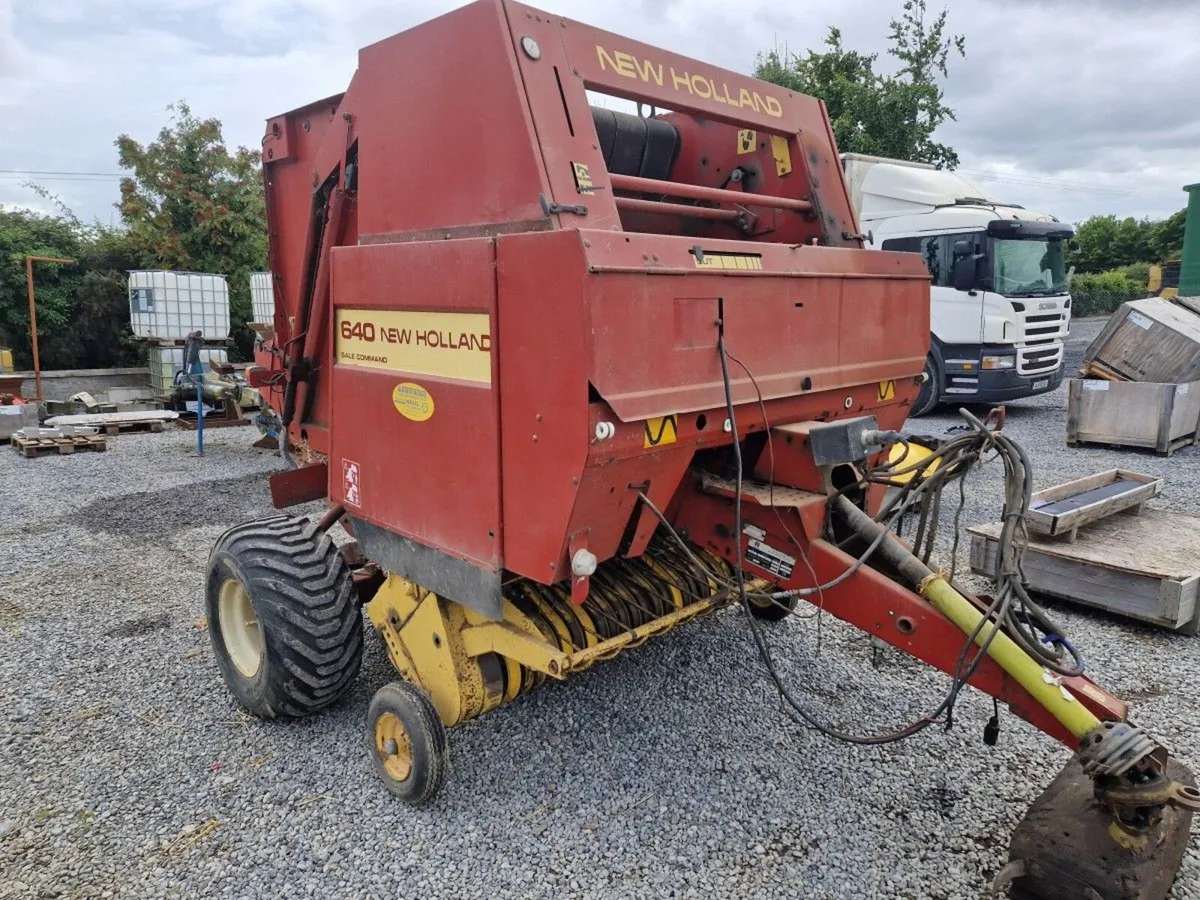 NEW HOLLAND 640 BALER **PRE SEASON SPECIAL** - Image 1