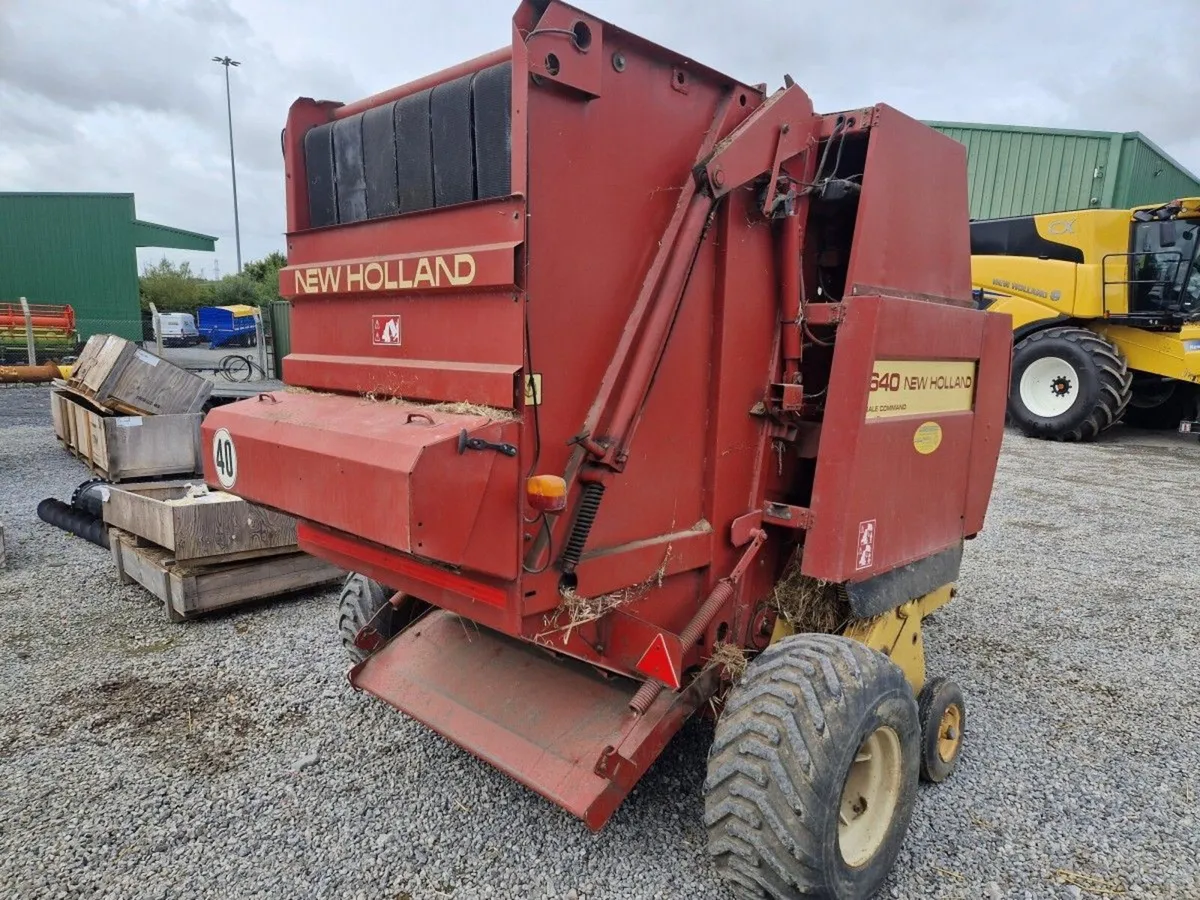 NEW HOLLAND 640 BALER **PRE SEASON SPECIAL** - Image 3