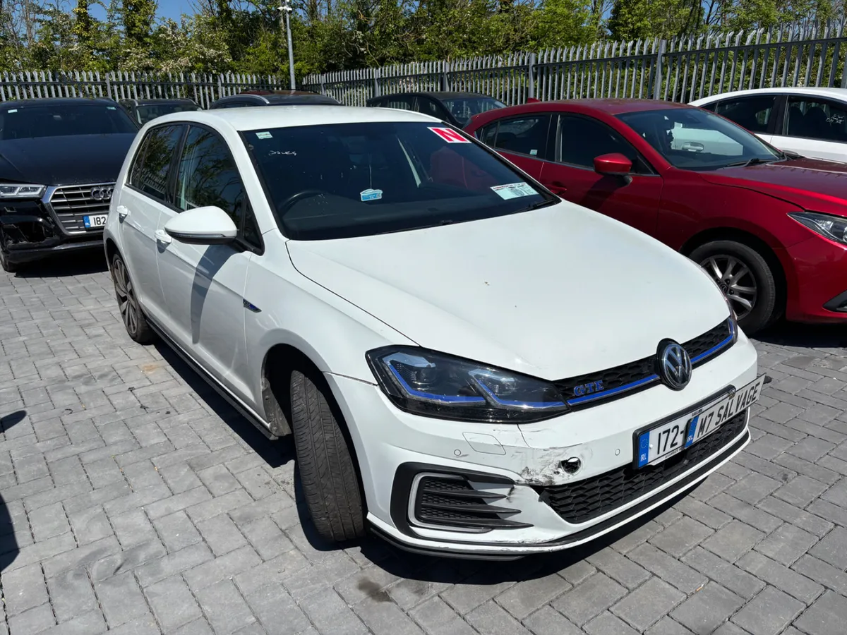 17 Golf GTE 1.4 Petrol Hybrid 140k miles Starts - Image 2