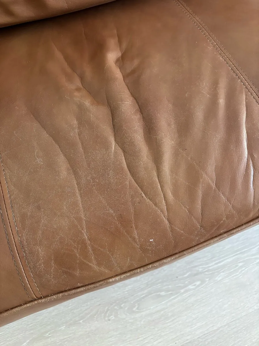 Tan leather couch and armchair - Image 4