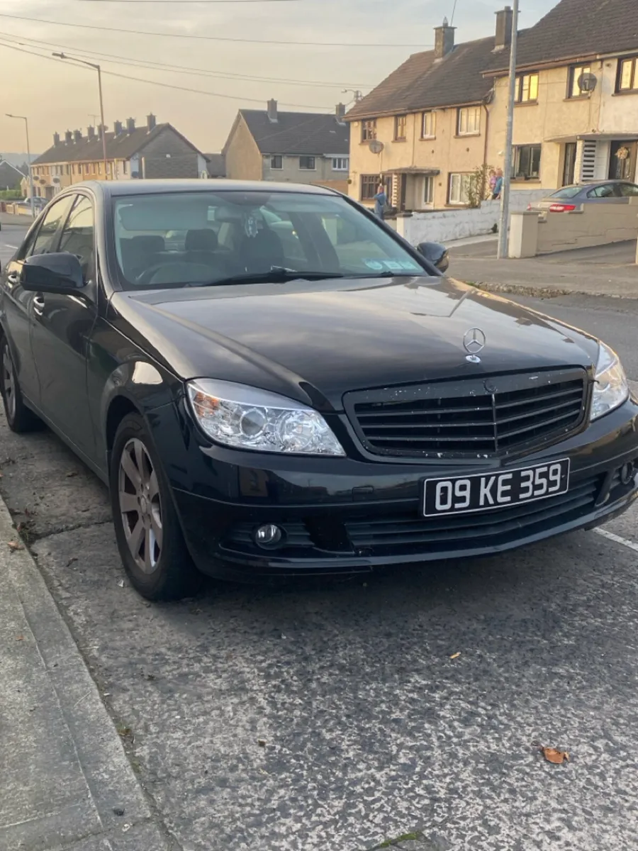 Mercedes C220 - Image 2