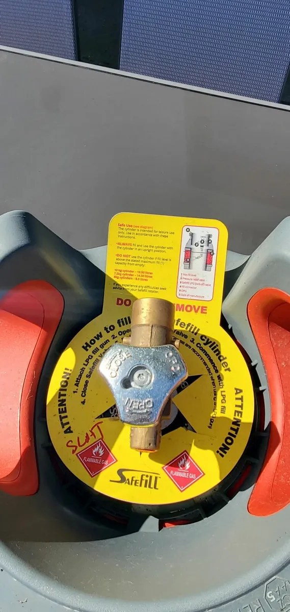 Gas cylinder safefill - Image 1