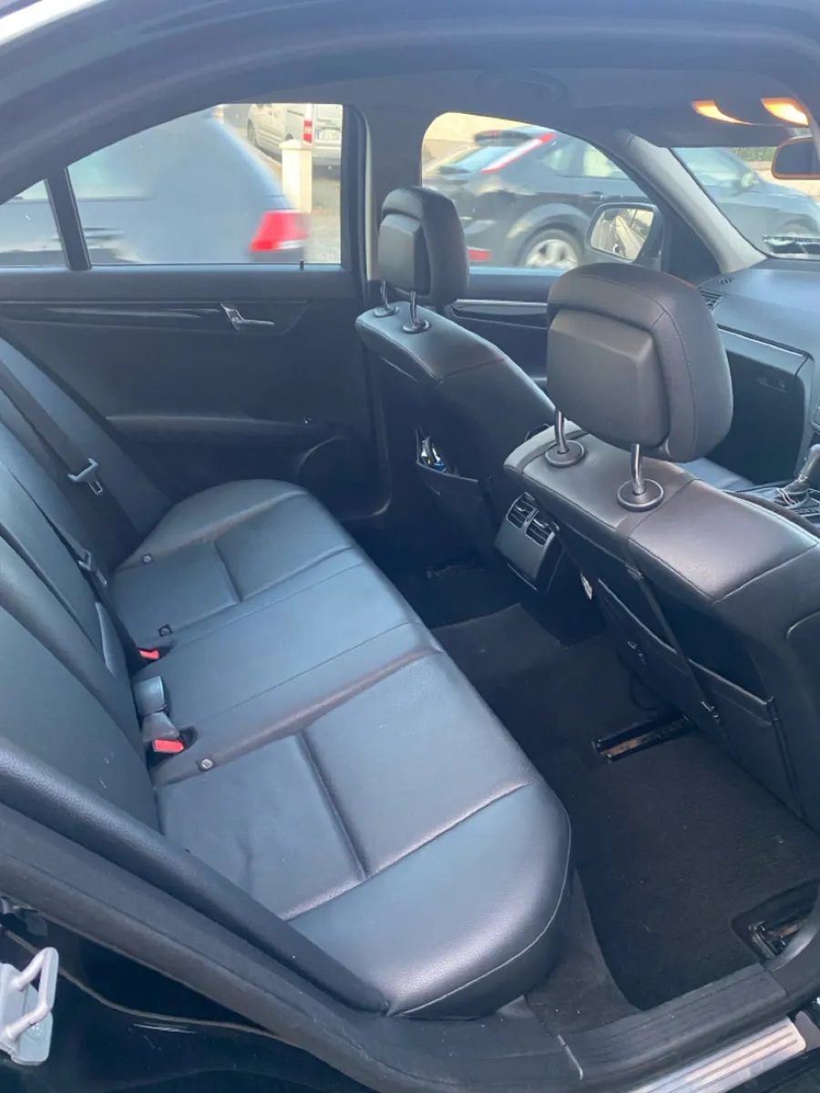 Mercedes C220 - Image 4