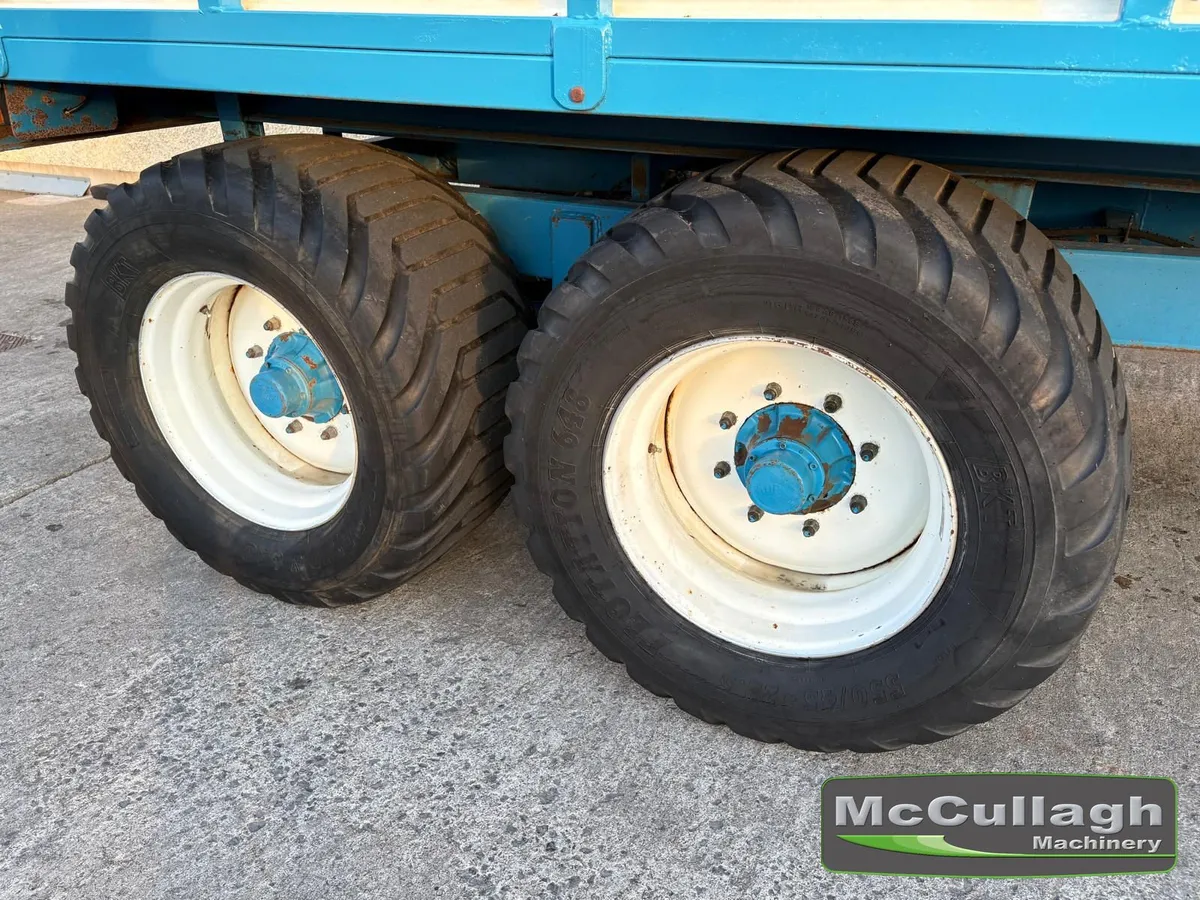 Used Donnelly 14ft x 7ft 6 Silage Trailer - Image 3